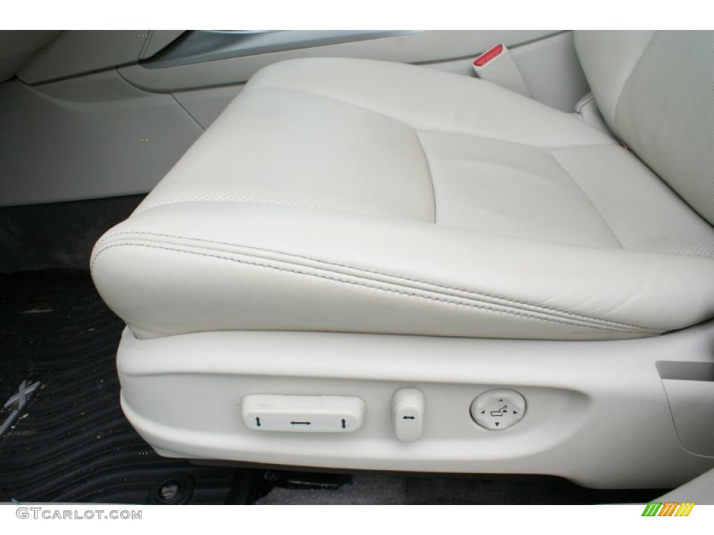 2014 RLX Technology Package - Gilded Pewter Metallic / Seacoast photo #23