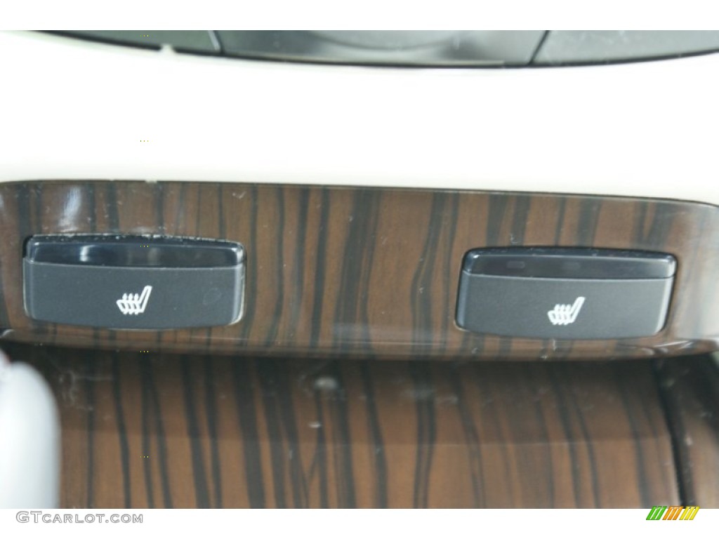 2014 RLX Technology Package - Gilded Pewter Metallic / Seacoast photo #32