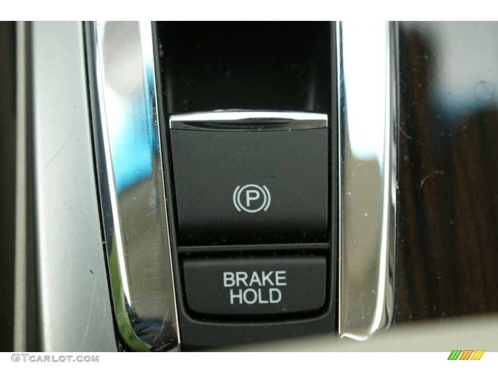 2014 RLX Technology Package - Gilded Pewter Metallic / Seacoast photo #35