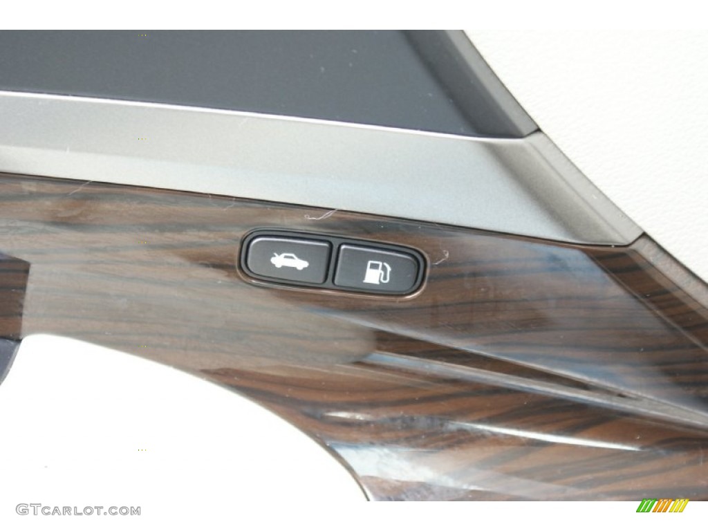 2014 RLX Technology Package - Gilded Pewter Metallic / Seacoast photo #41
