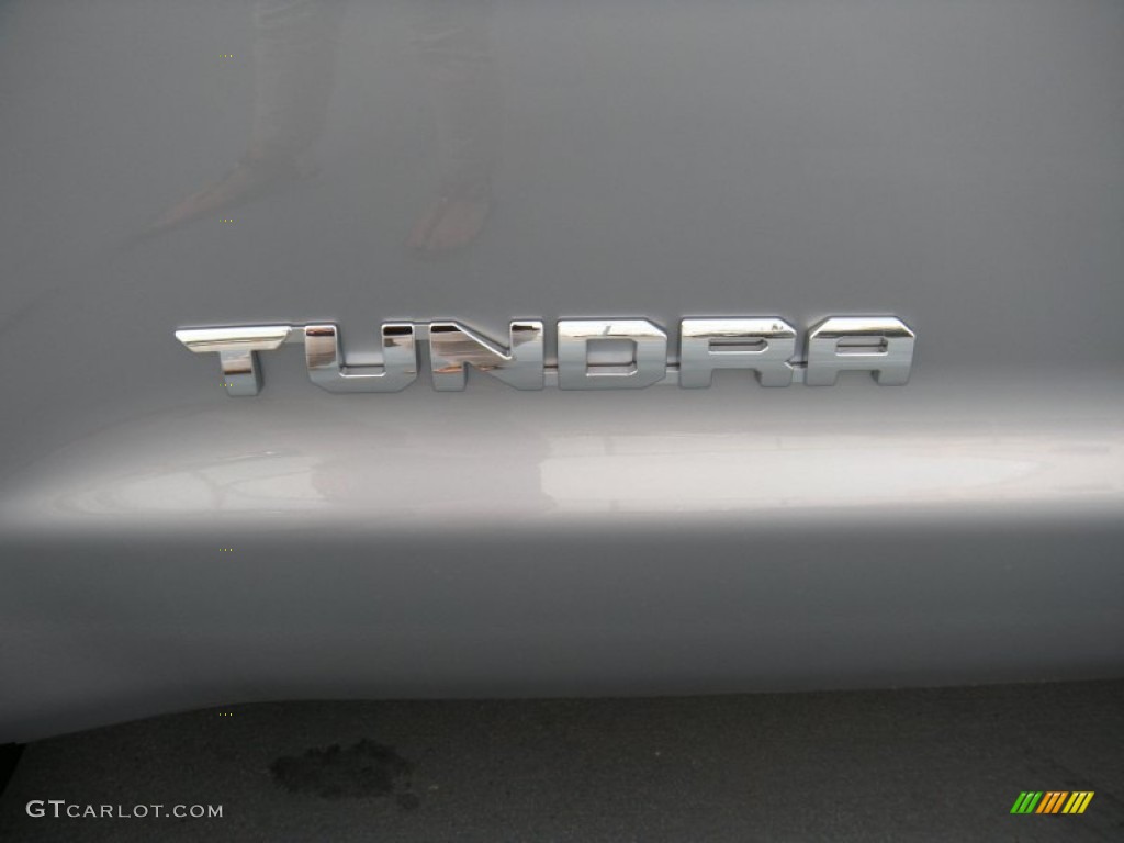 2014 Tundra SR5 Double Cab - Silver Sky Metallic / Graphite photo #13