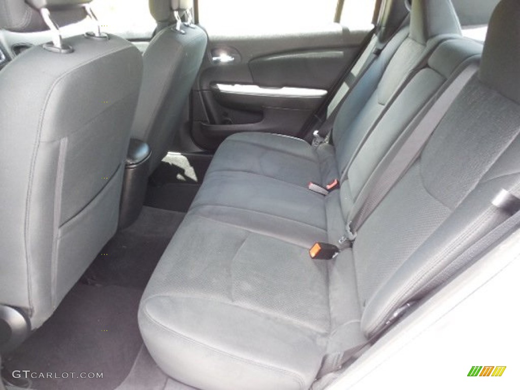 2011 200 Touring - Bright Silver Metallic / Black/Light Frost Beige photo #5