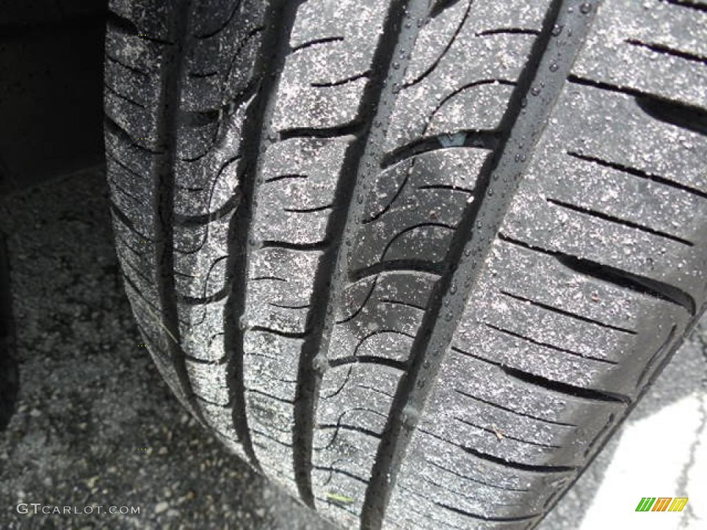 2011 200 Touring - Bright Silver Metallic / Black/Light Frost Beige photo #15
