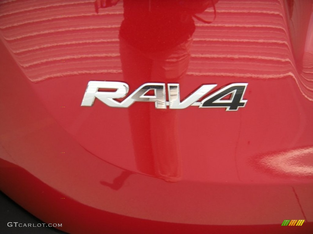 2014 RAV4 LE - Barcelona Red Metallic / Black photo #14
