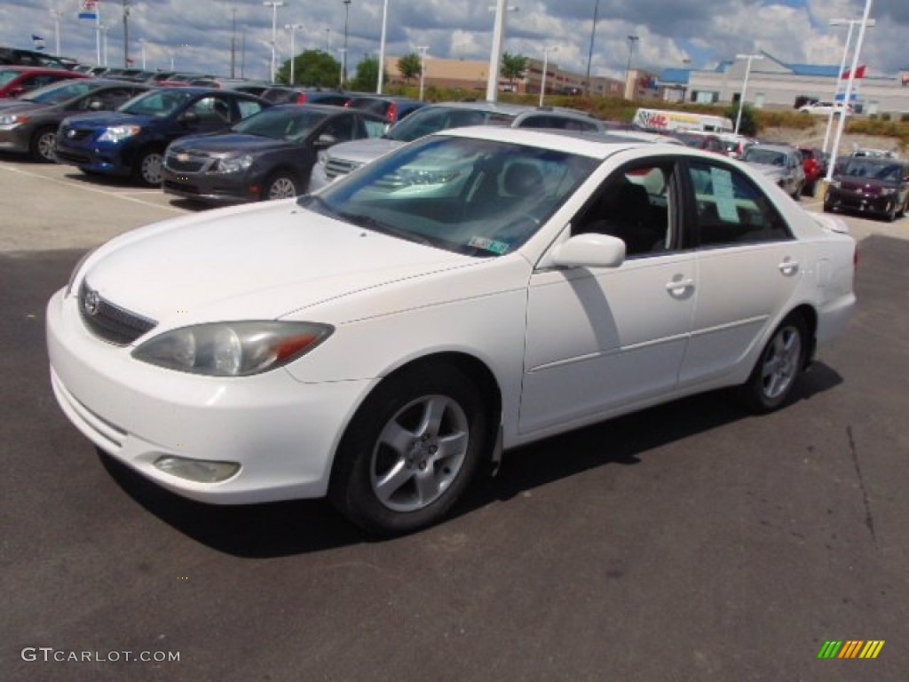 2002 Toyota Camry SE Exterior Photos