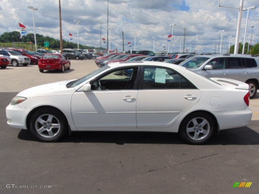 Super White 2002 Toyota Camry SE Exterior Photo #95437883