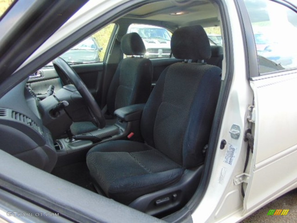 2002 Toyota Camry SE Front Seat Photos