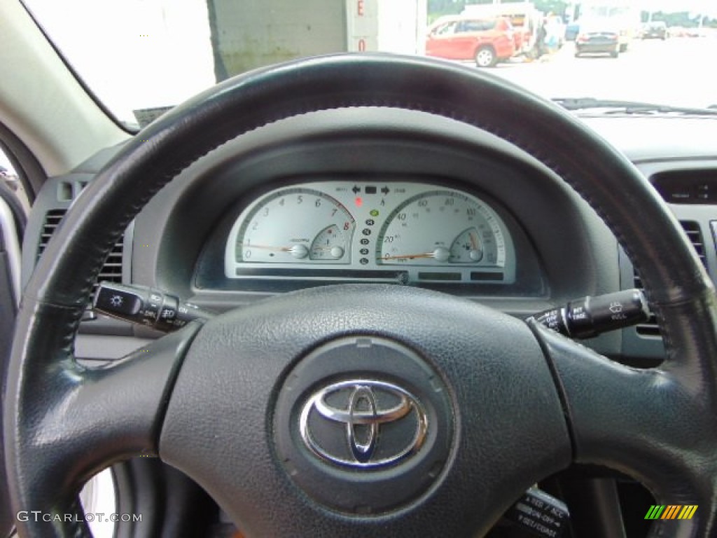 2002 Toyota Camry SE Dark Charcoal Steering Wheel Photo #95438131