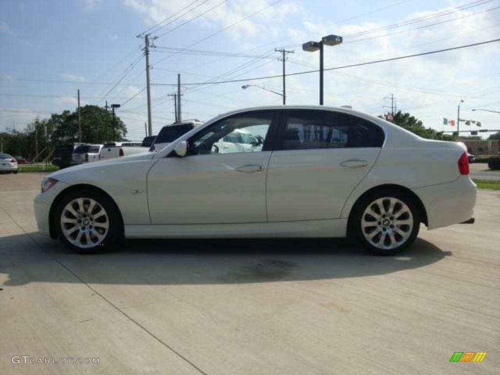 2006 3 Series 330xi Sedan - Alpine White / Beige photo #8
