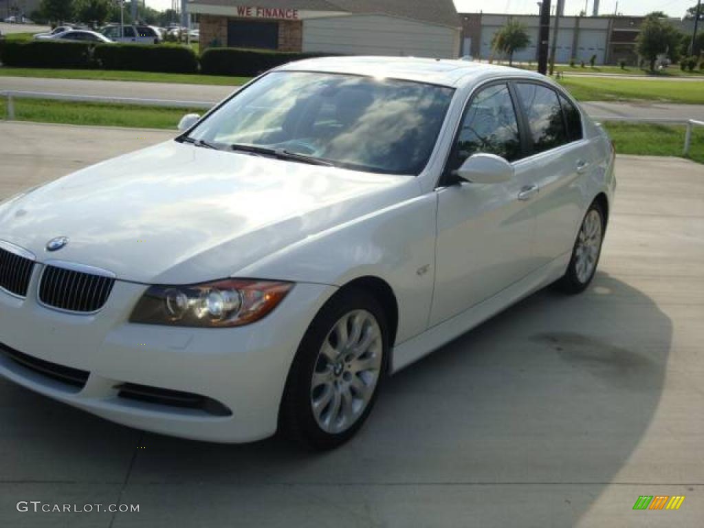 2006 3 Series 330xi Sedan - Alpine White / Beige photo #9