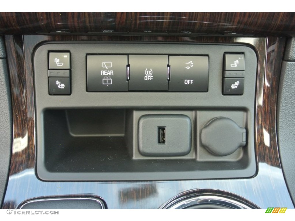 2015 Chevrolet Traverse LT Controls Photo #95443817