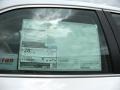 2014 Super White Toyota Camry LE  photo #33