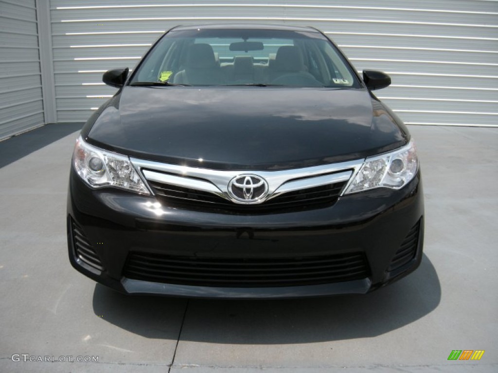 2014 Camry LE - Attitude Black Metallic / Ivory photo #8