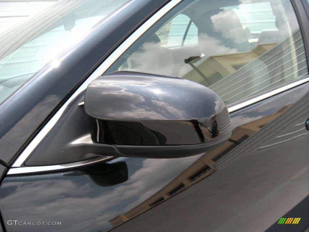 2014 Camry LE - Attitude Black Metallic / Ivory photo #12