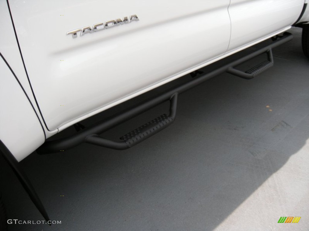 2014 Tacoma V6 SR5 Double Cab 4x4 - Super White / Graphite photo #12