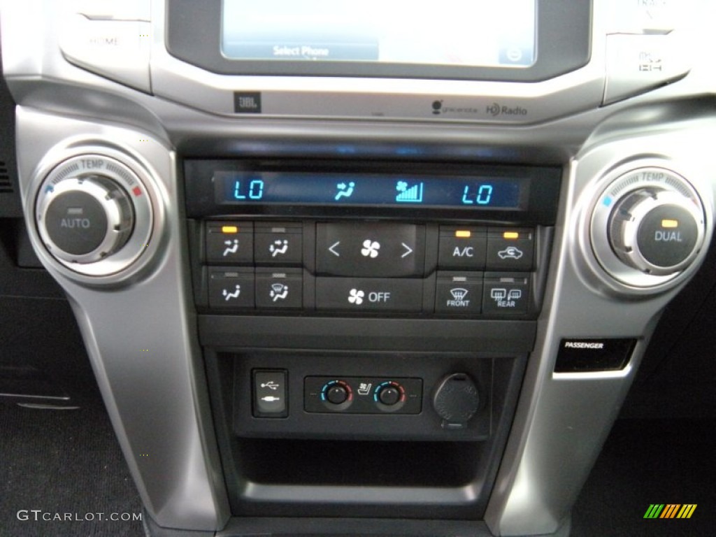 2014 Toyota 4Runner Limited Controls Photo #95447849