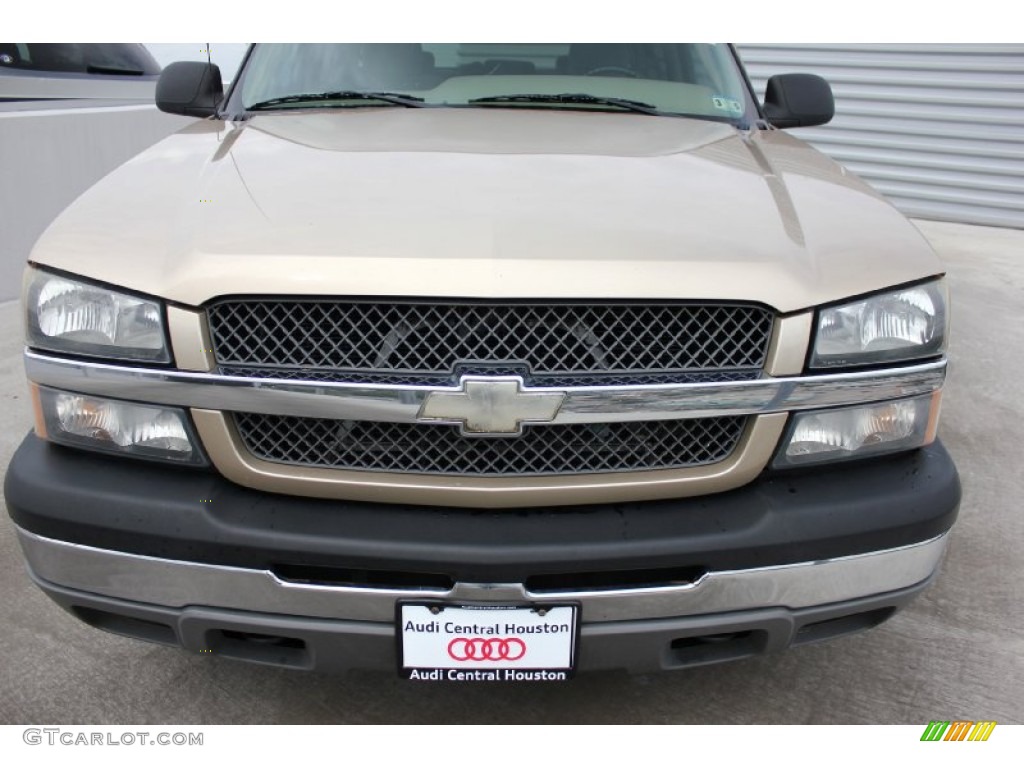 2005 Silverado 1500 LS Crew Cab - Sandstone Metallic / Tan photo #2