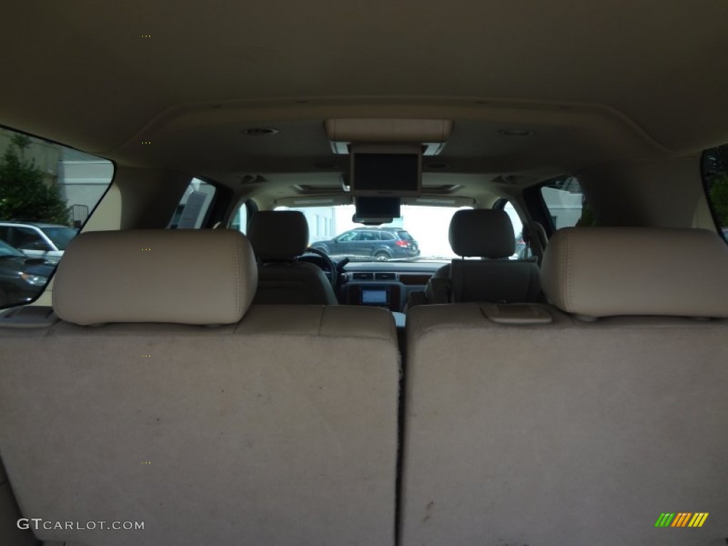 2012 Suburban LT 4x4 - Graystone Metallic / Light Cashmere/Dark Cashmere photo #12