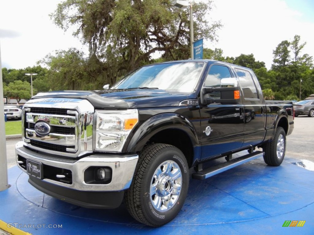 2015 F250 Super Duty Lariat Crew Cab 4x4 - Tuxedo Black / Black photo #1