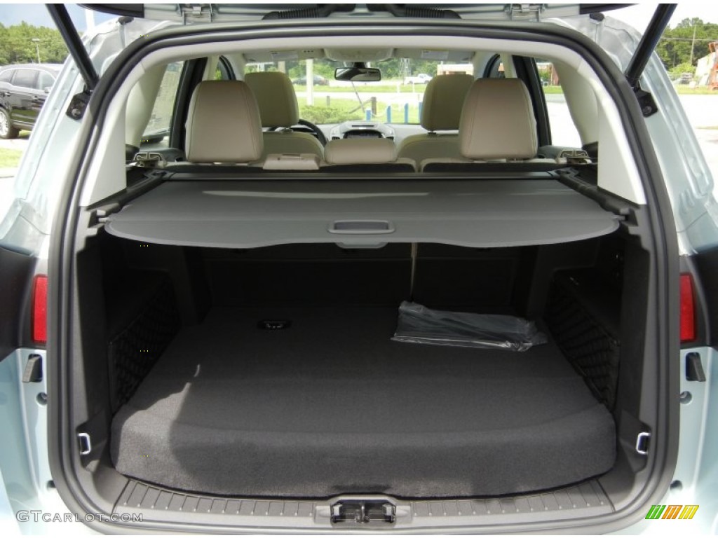2014 Ford C-Max Hybrid SEL Trunk Photo #95454965
