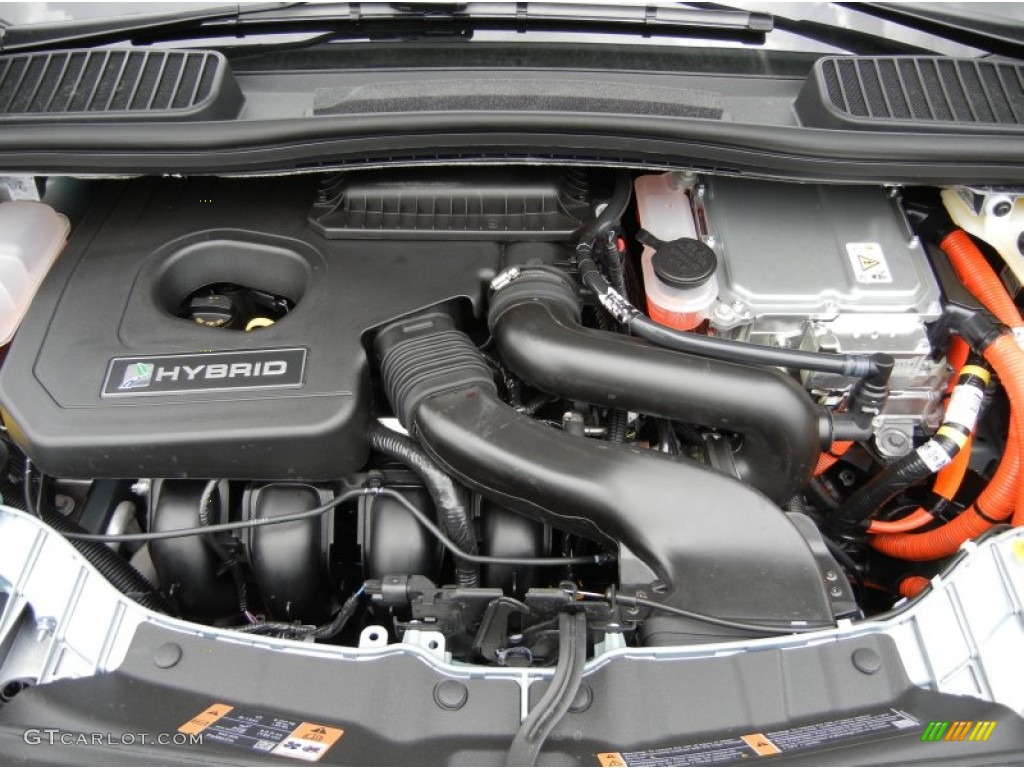 2014 Ford C-Max Hybrid SEL Engine Photos