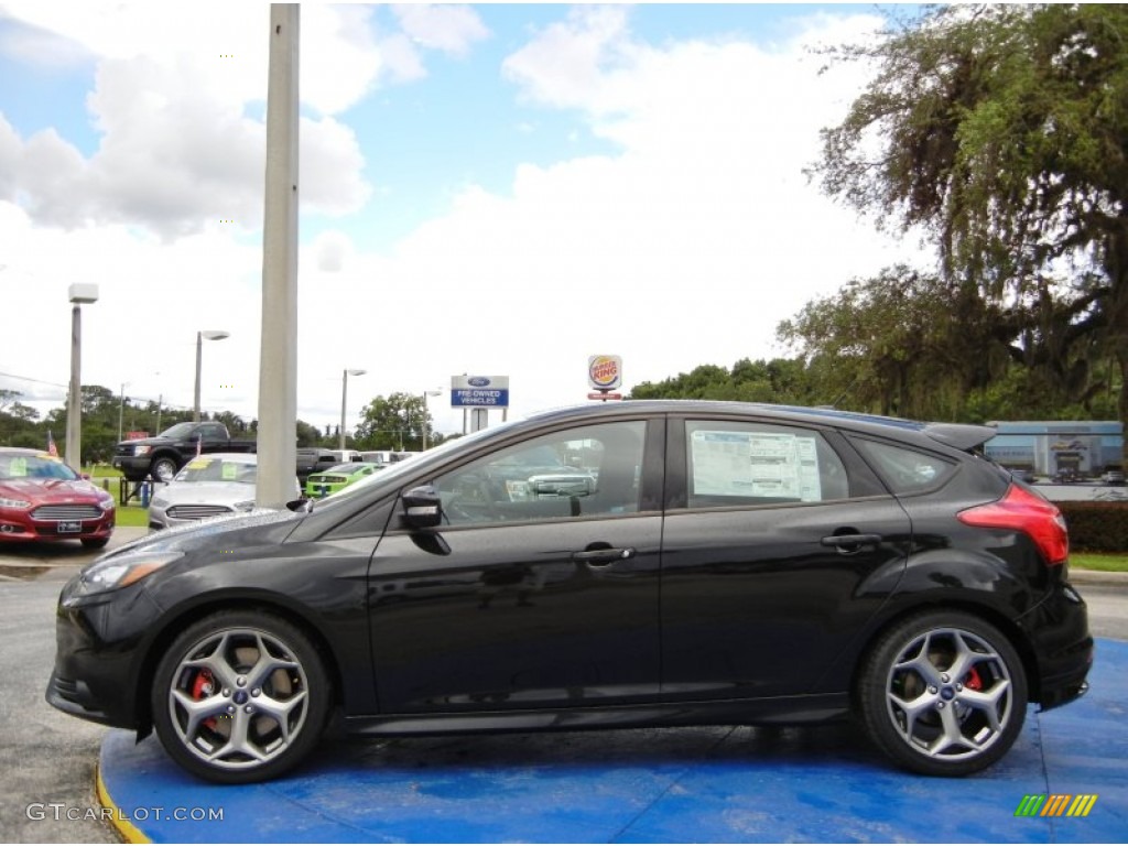 Tuxedo Black 2014 Ford Focus ST Hatchback Exterior Photo #95456683