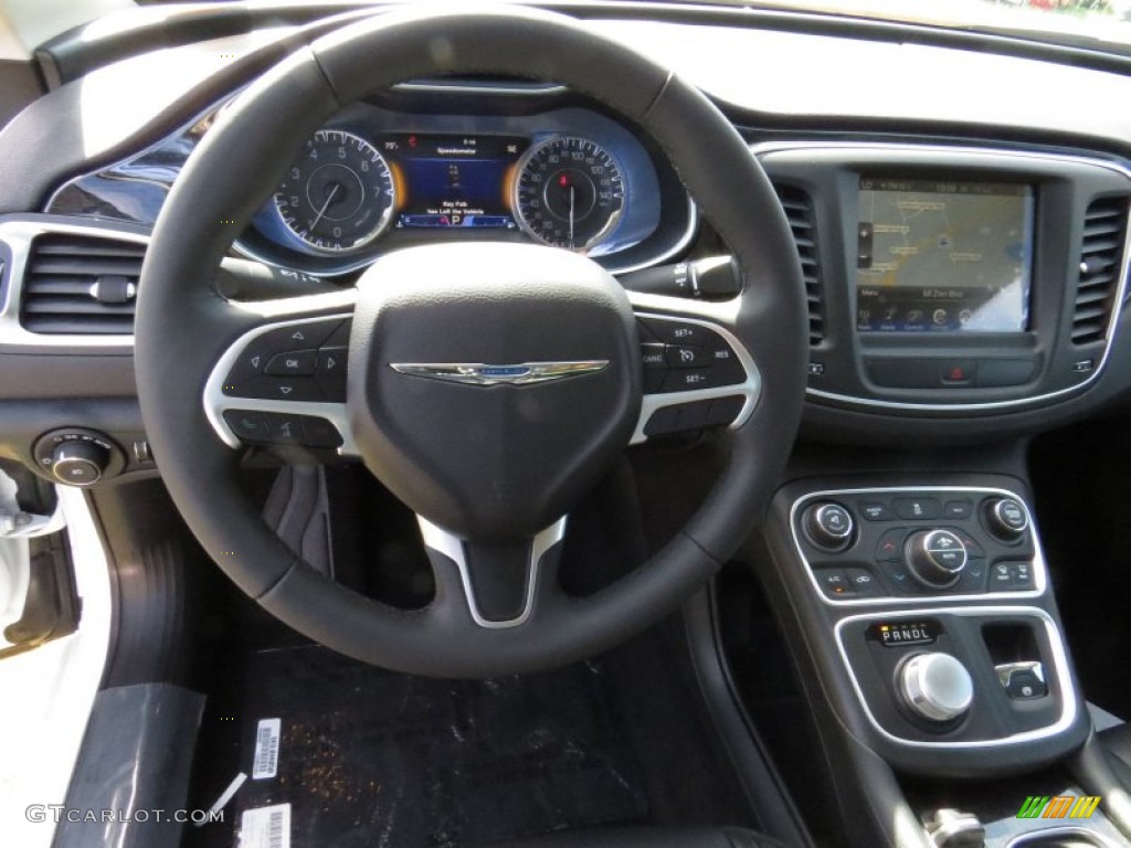 2015 Chrysler 200 C Steering Wheel Photos