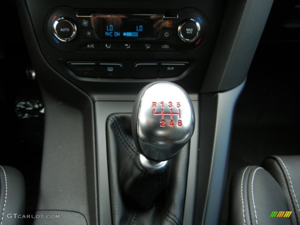 2014 Ford Focus ST Hatchback Transmission Photos