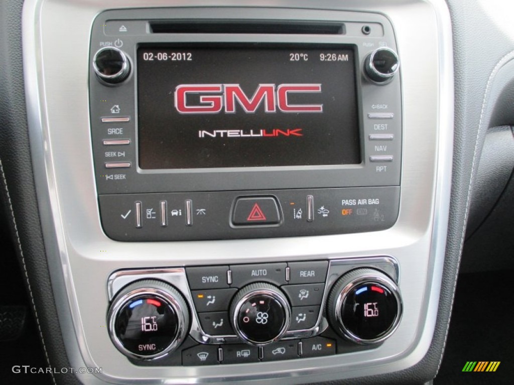 2015 GMC Acadia SLT AWD Controls Photo #95457657