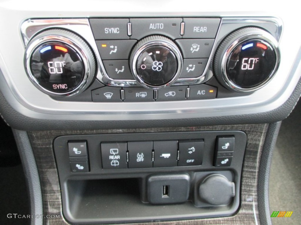 2015 GMC Acadia SLT AWD Controls Photo #95457830