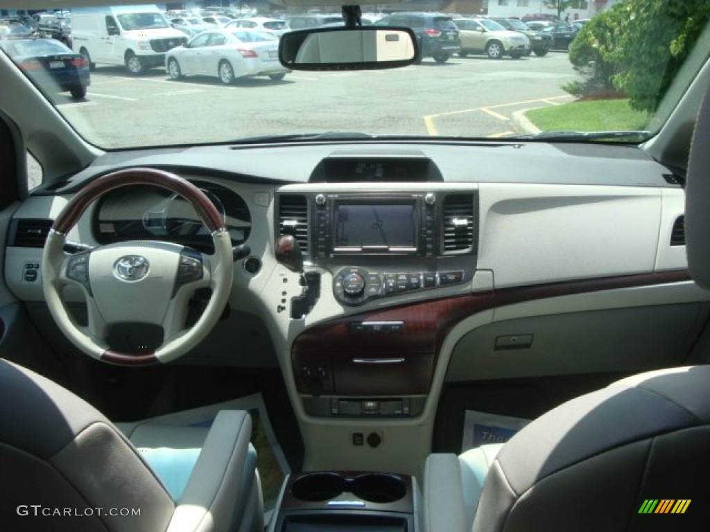 2011 Sienna XLE AWD - Black / Bisque photo #10