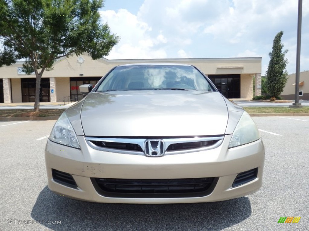 2006 Accord LX Sedan - Desert Mist Metallic / Ivory photo #2