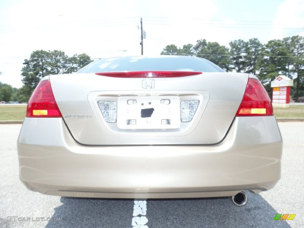 2006 Accord LX Sedan - Desert Mist Metallic / Ivory photo #16