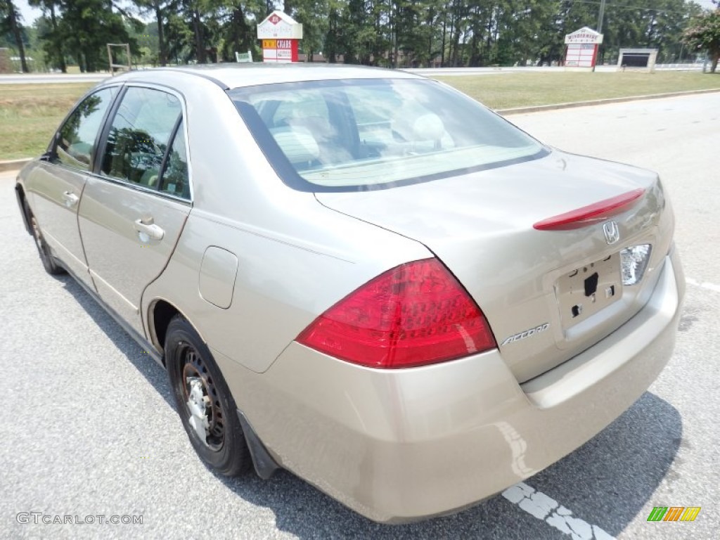 2006 Accord LX Sedan - Desert Mist Metallic / Ivory photo #26