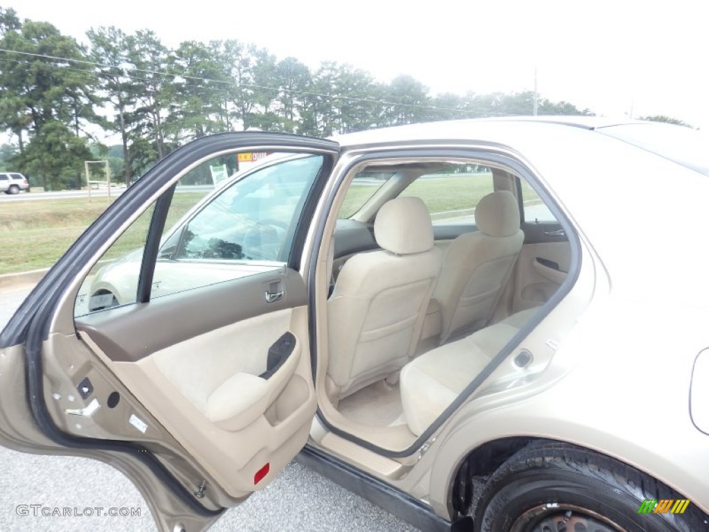 2006 Accord LX Sedan - Desert Mist Metallic / Ivory photo #36