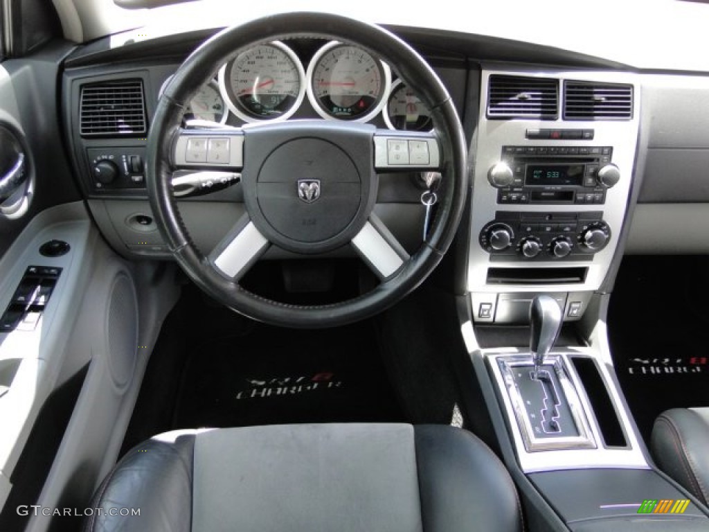 2006 Charger SRT-8 - Brilliant Black Crystal Pearl / Dark Slate Gray/Light Slate Gray photo #12