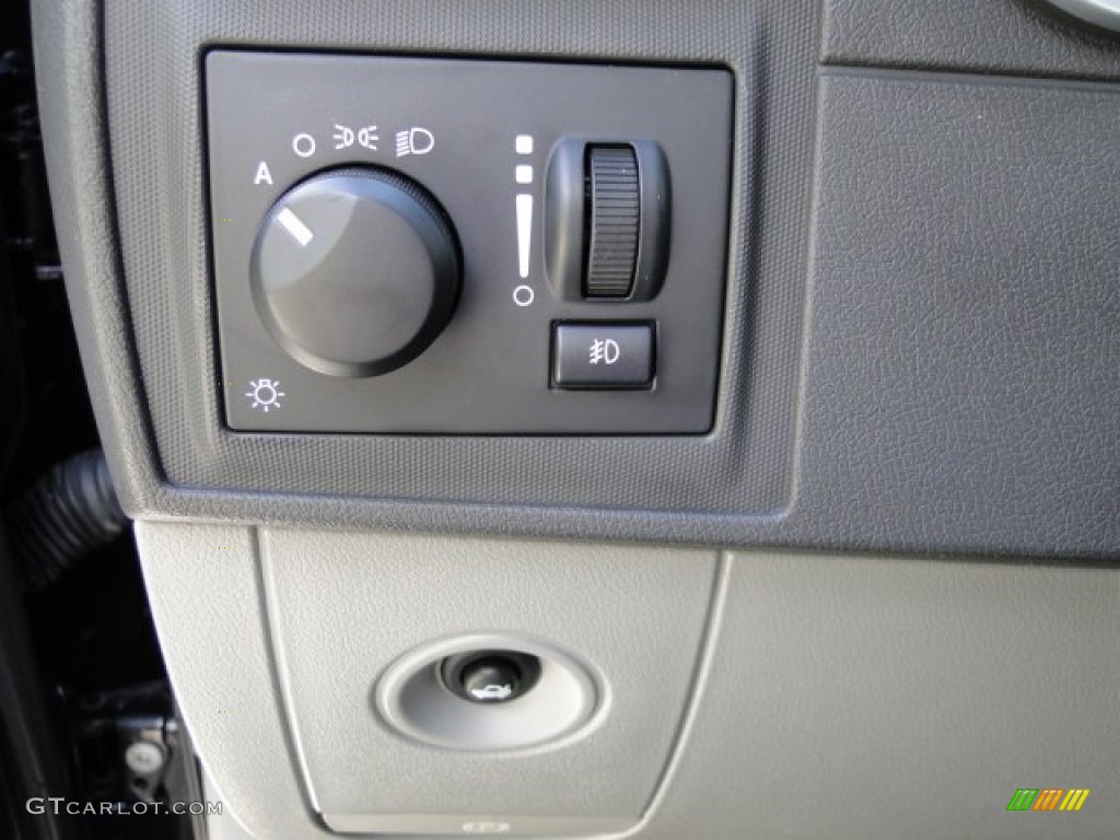 2006 Charger SRT-8 - Brilliant Black Crystal Pearl / Dark Slate Gray/Light Slate Gray photo #37