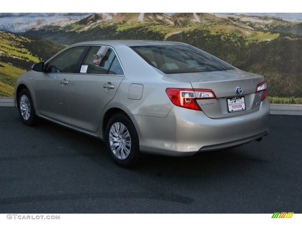 2014 Camry Hybrid LE - Champagne Mica / Ivory photo #3