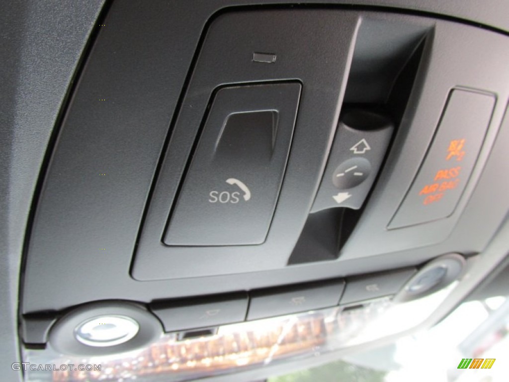 2015 BMW X4 xDrive35i Controls Photo #95478755