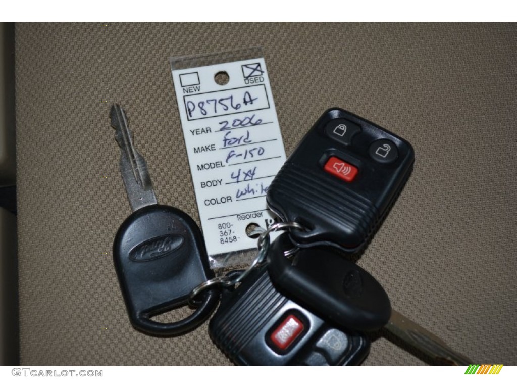 2006 F150 XLT SuperCrew 4x4 - Oxford White / Tan photo #28