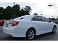 Super White - Camry SE Photo No. 4