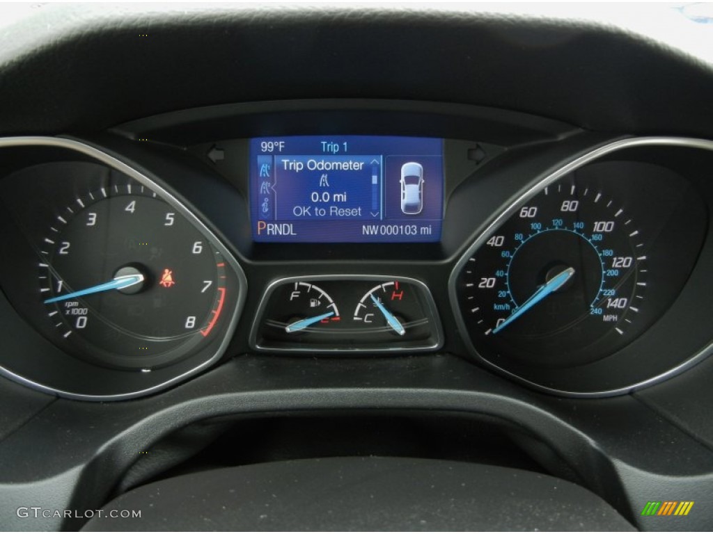 2014 Ford Focus SE Sedan Gauges Photo #95486066