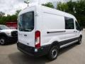 Oxford White - Transit Van 250 MR Long Photo No. 8
