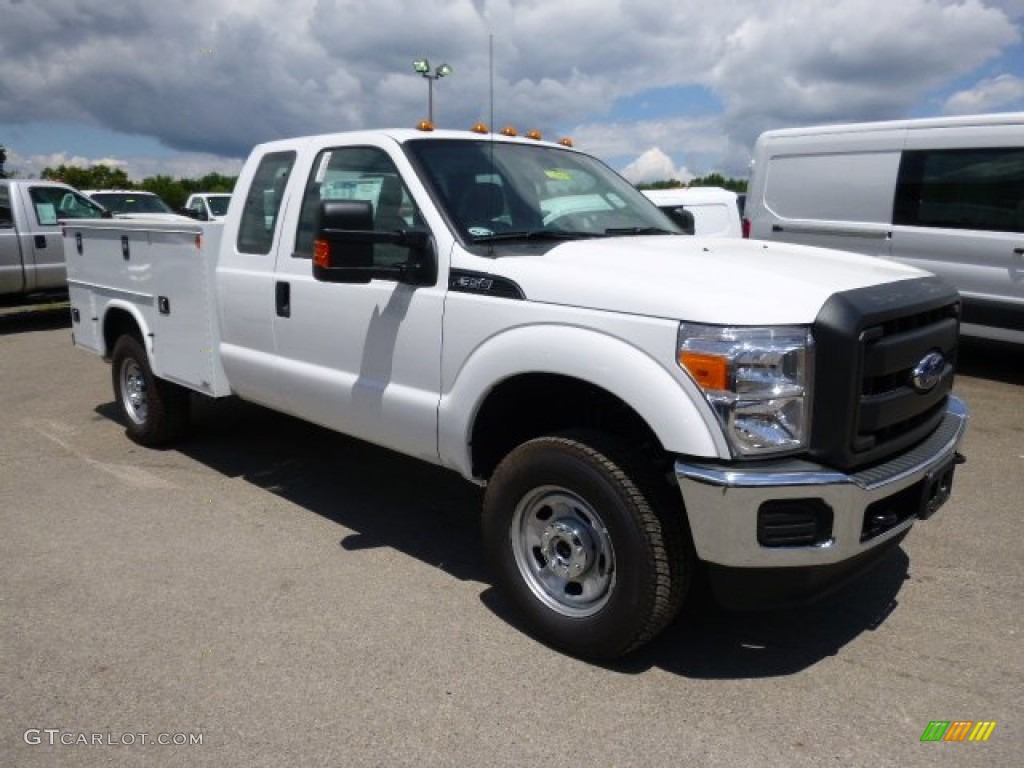 2015 Ford F350 Super Duty XL Super Cab 4x4 Utility Exterior Photos