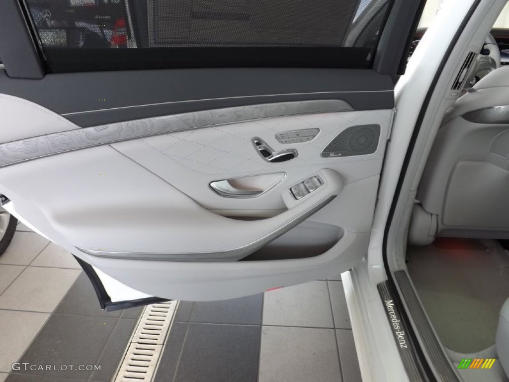 2015 Mercedes-Benz S 550 4Matic Sedan Crystal Grey/Seashell Grey Door Panel Photo #95490965