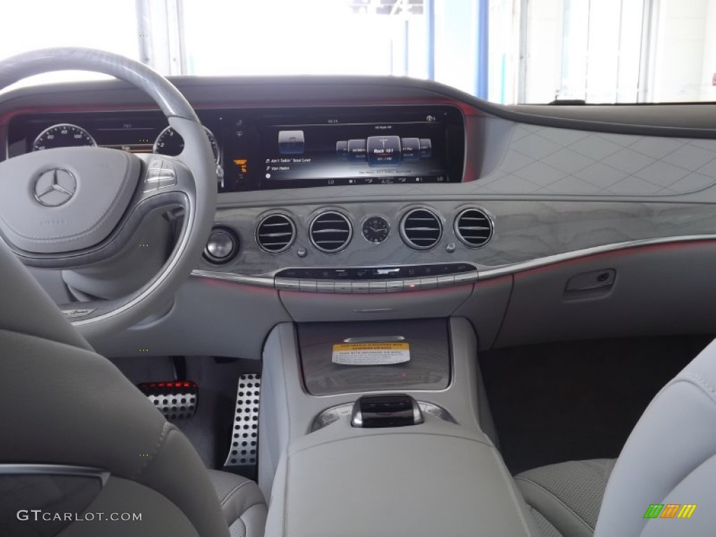 2015 Mercedes-Benz S 550 4Matic Sedan Crystal Grey/Seashell Grey Dashboard Photo #95491055
