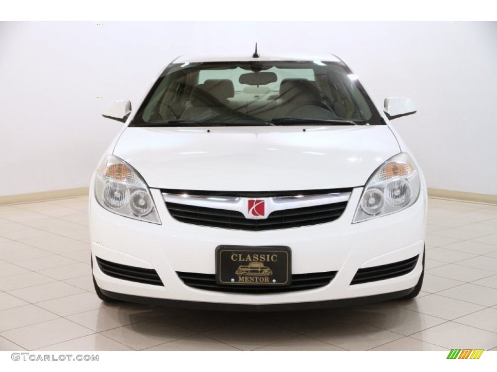 2007 Aura XE - Cream White / Tan photo #2
