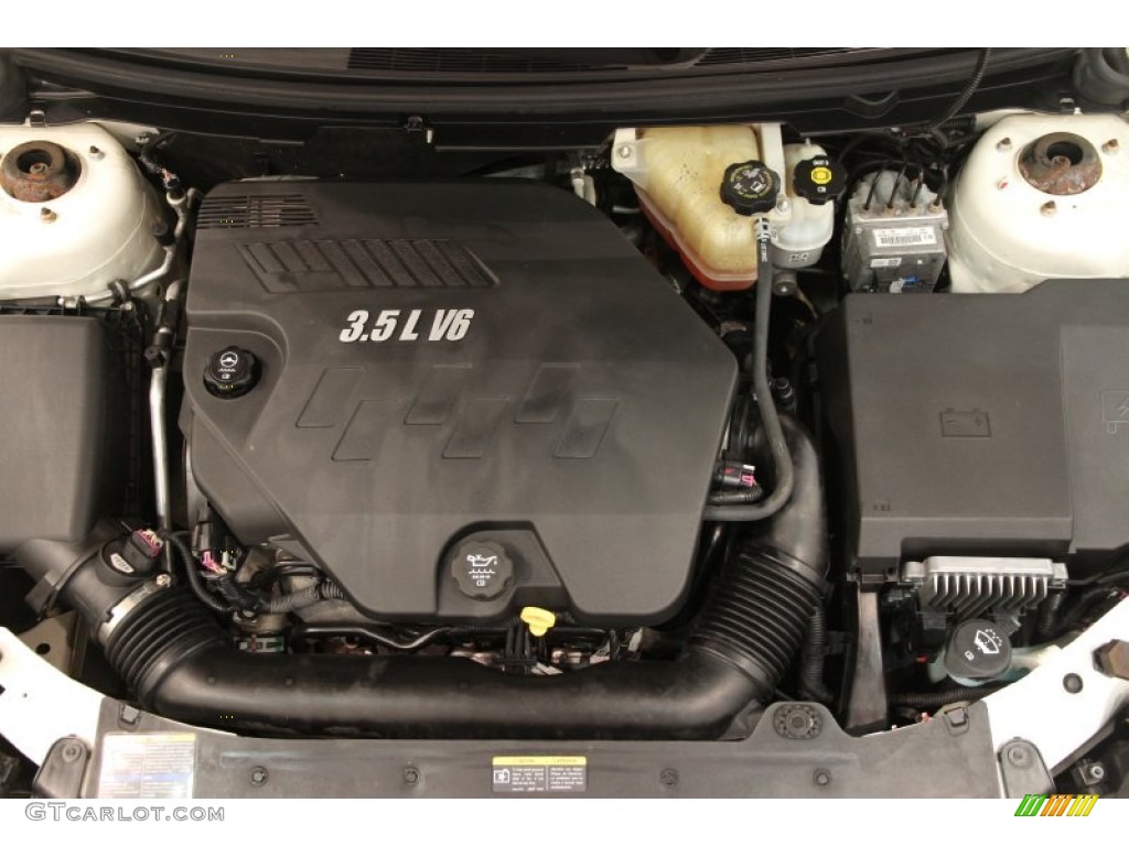 2007 Saturn Aura XE Engine Photos