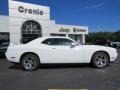 Bright White - Challenger SXT Photo No. 8