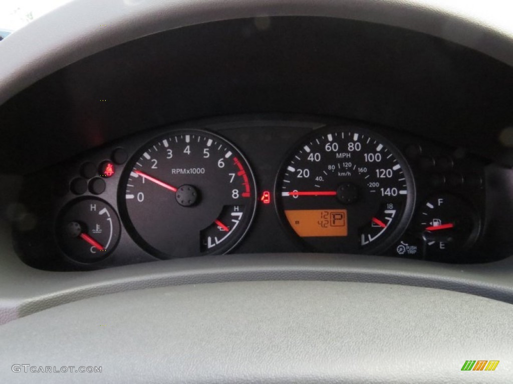 2014 Frontier SV Crew Cab - Night Armor / Steel photo #13